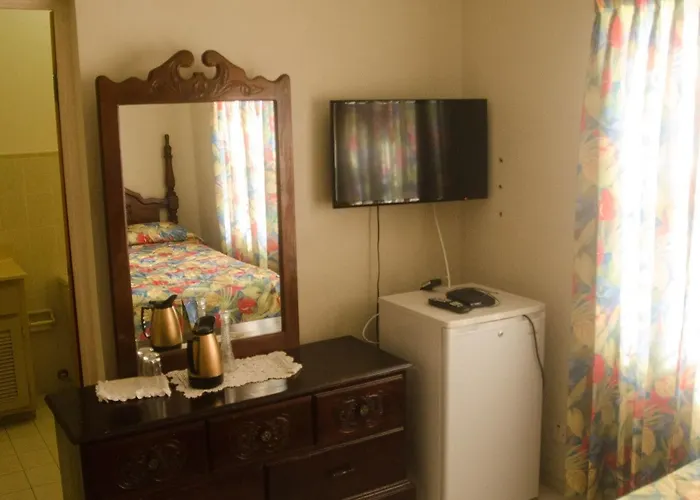 Guest house Ocean Crest 3*