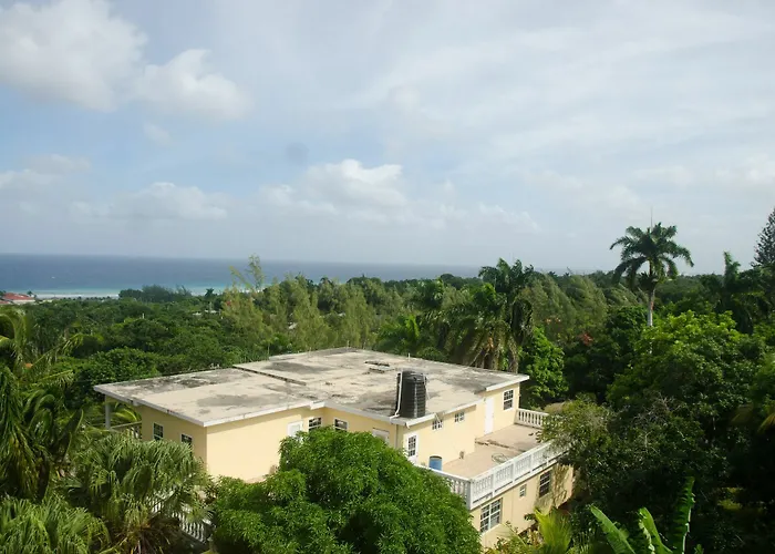 Ocean Crest Guest house Montego Bay